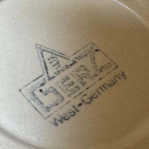 Vintage Gerz Beer Stein with Squirrels - Picture 7 of 9